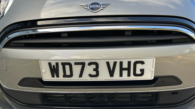 MINI Hatchback 1.5 Cooper Classic Premium 5dr Auto Petrol Hatchback